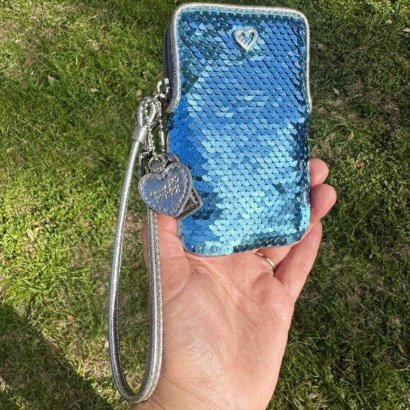 Coach Poppy Universal Sequin Limited Edition  Phone Case/Wristlet Chambray - Picture 5 of 16